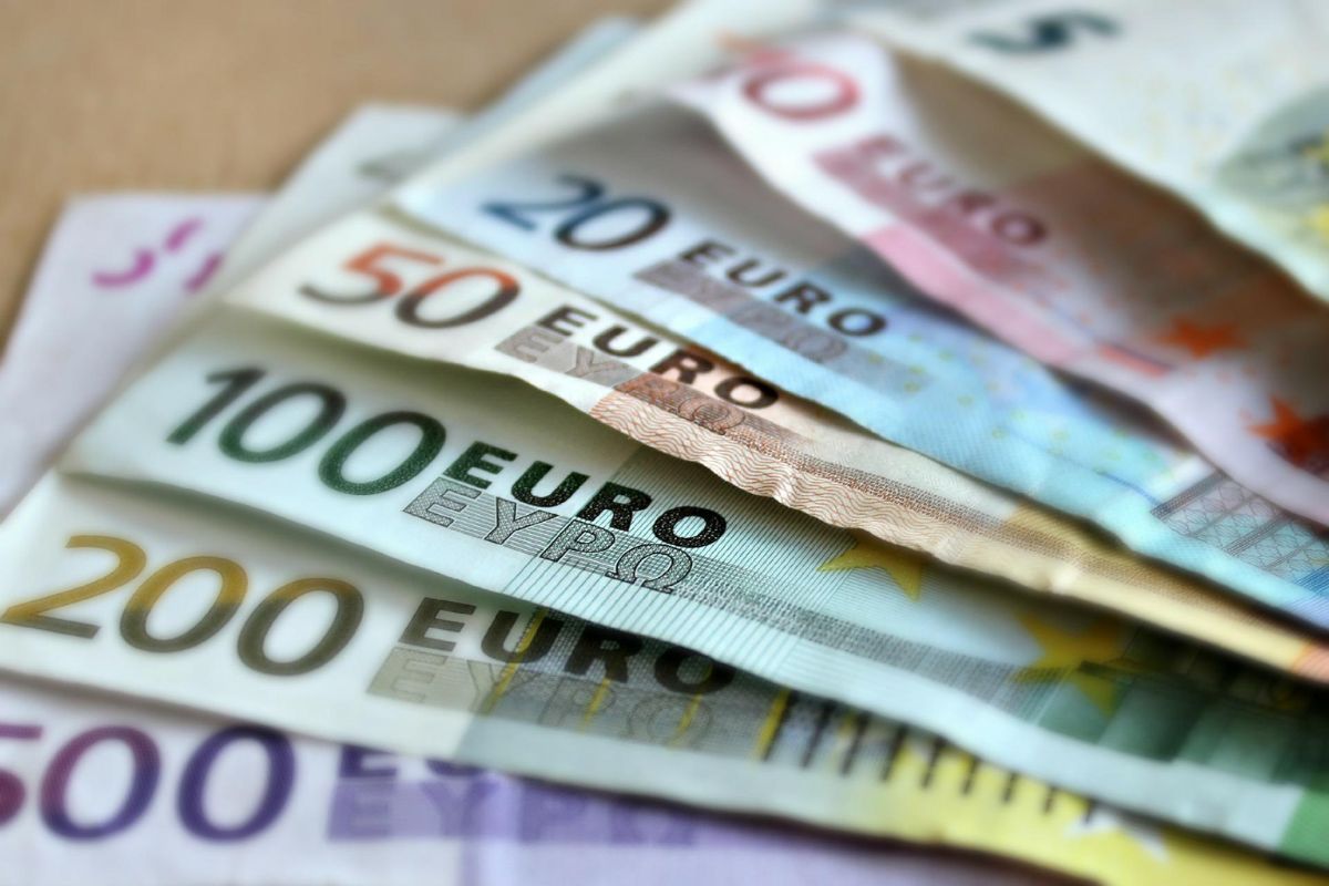 Dal CCNL leader e dal ccnl equivalente nasce il salario giusto. ora serve una linea unica